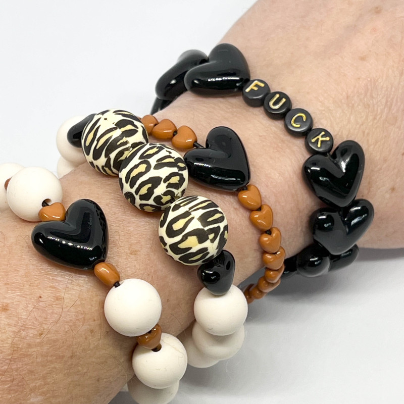 ENSEMBLE DE 4 BRACELETS FEMME -  "MANCHETTE" -  NOIRS & GRAOU