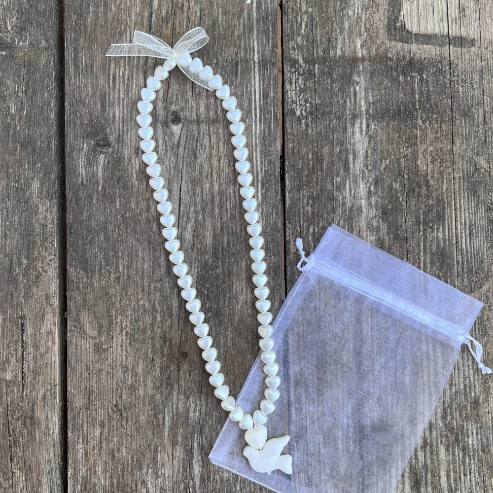 COLLIER DE CEREMONIE ENFANT - COEURS ECRU NACRÉ