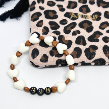 Bracelet - COEURS ecrus & marrons - "MUM" - (message personnalisable)