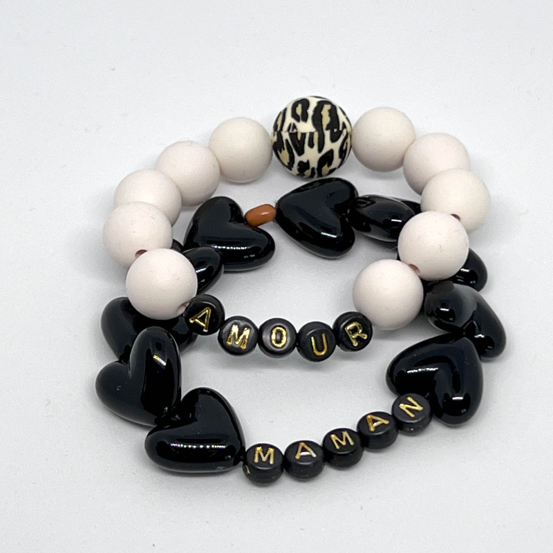 Bracelet - COEURS NOIRS - "MUM" (message personnalisable)