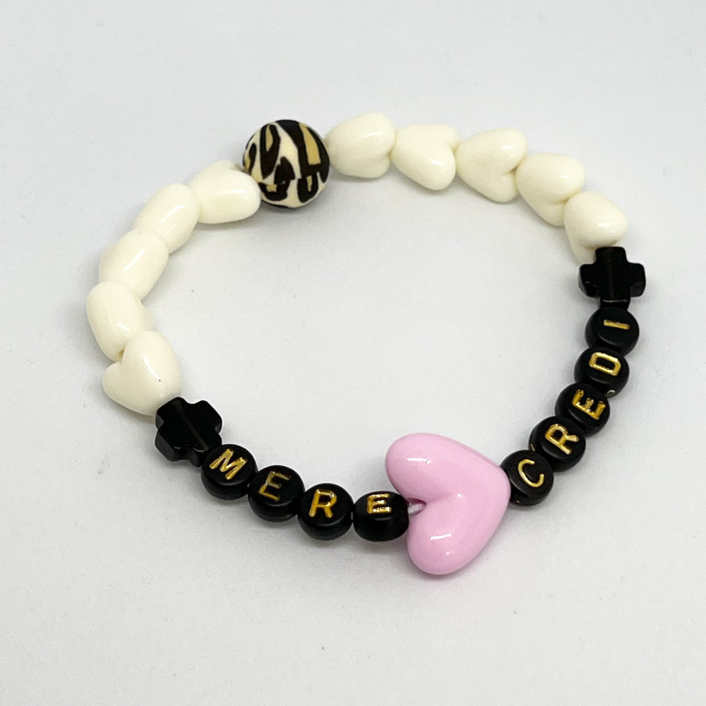 Bracele femmet - COEURS ecrus & MAXI COEUR rose - "MÈRE-CREDI" - (message personnalisable)