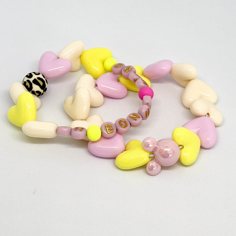 Bracelet femme - MAXI COEUR roses, jaunes et ecrus