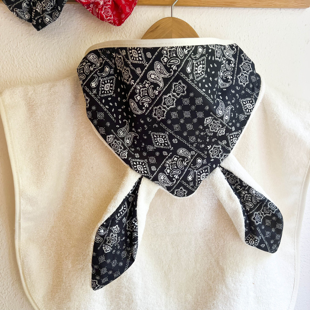 PONCHO DE BAIN – BANDANA NOIR – Doux, pratique et fabriqué en France