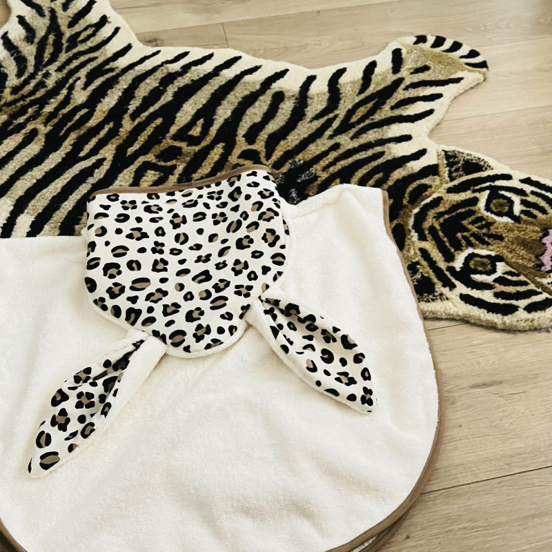 PONCHO DE BAIN – LEOPARD ECRU – Doux, pratique et fabriqué en France