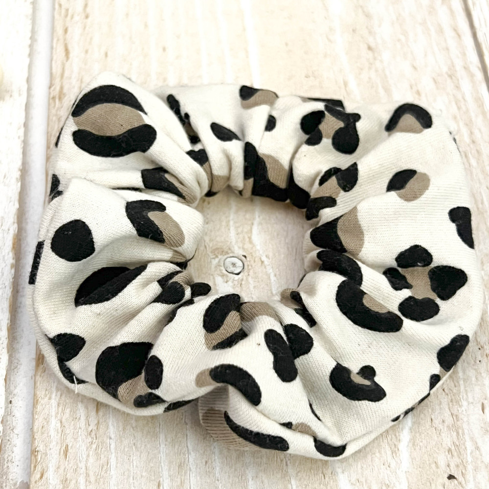 Chouchous en tissu faits main – Accessoires cheveux artisanaux | UN2CROIX