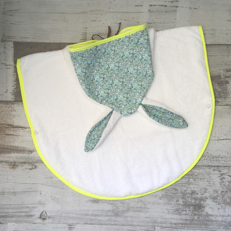 PONCHO DE BAIN UNDEUXCROIX – LIBERTY BETSY TURQUOISE&FLUO - Doux, pratique et fabriqué en France