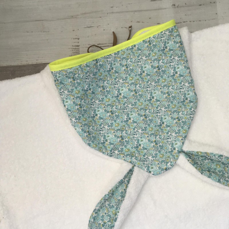 PONCHO DE BAIN UNDEUXCROIX – LIBERTY BETSY TURQUOISE&FLUO - Doux, pratique et fabriqué en France