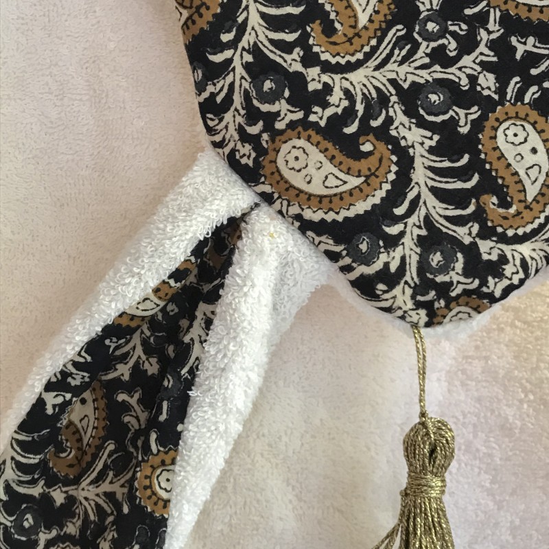 PONCHO DE BAIN UNDEUXCROIX – BERBERE - BLOCK PRINT NOIR&MOUTARDE – Doux, pratique et fabriqué en France