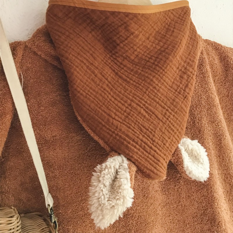 PONCHO DE BAIN UNDEUXCROIX – ECUREUIL – Doux, pratique et fabriqué en France