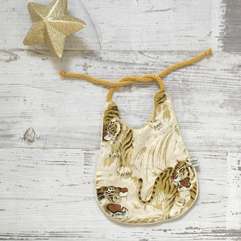 Bavoir bébé UN2CROIX - TIGRE ECRU&OR – Joli, doux et fait main en France