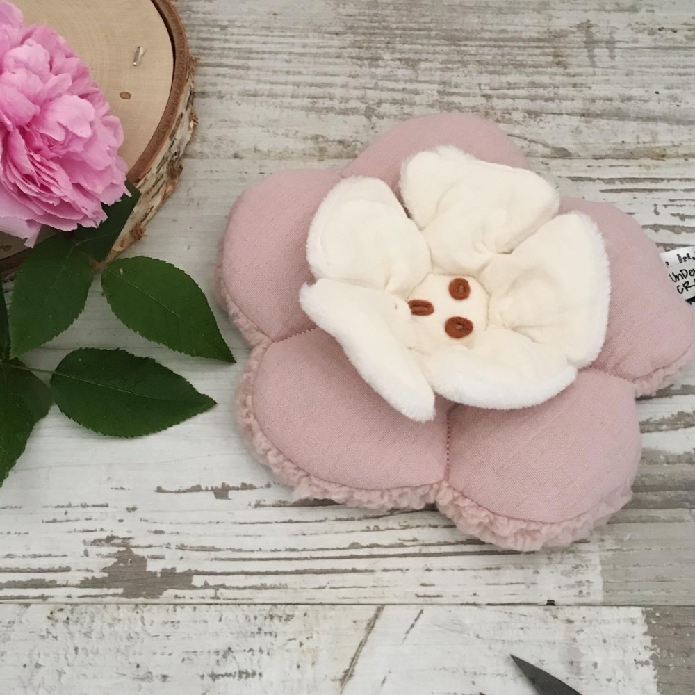 BOUILLOTTE SECHE – UNDEUXCROIX - FLOWER - ROSE ET ECRUE | Douce & Naturelle