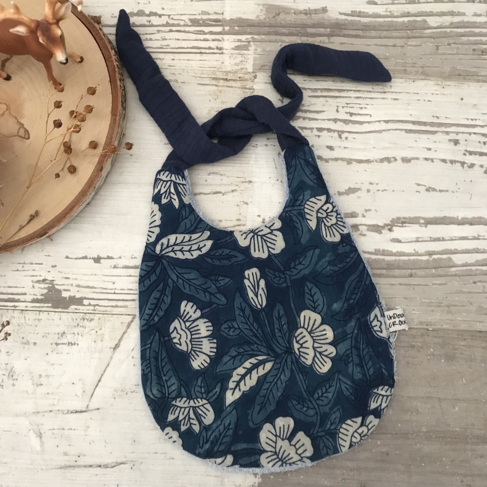 Bavoir bébé UN2CROIX - BLOCK PRINT BLEU MARINE – Joli, doux et fait main en France