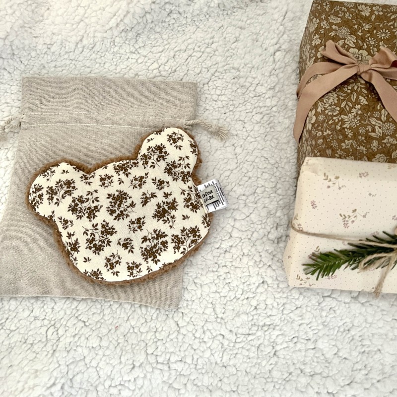 Bouillotte sèche ours en gaze fleurie écru & chocolat – graines d’épeautre| Made in France