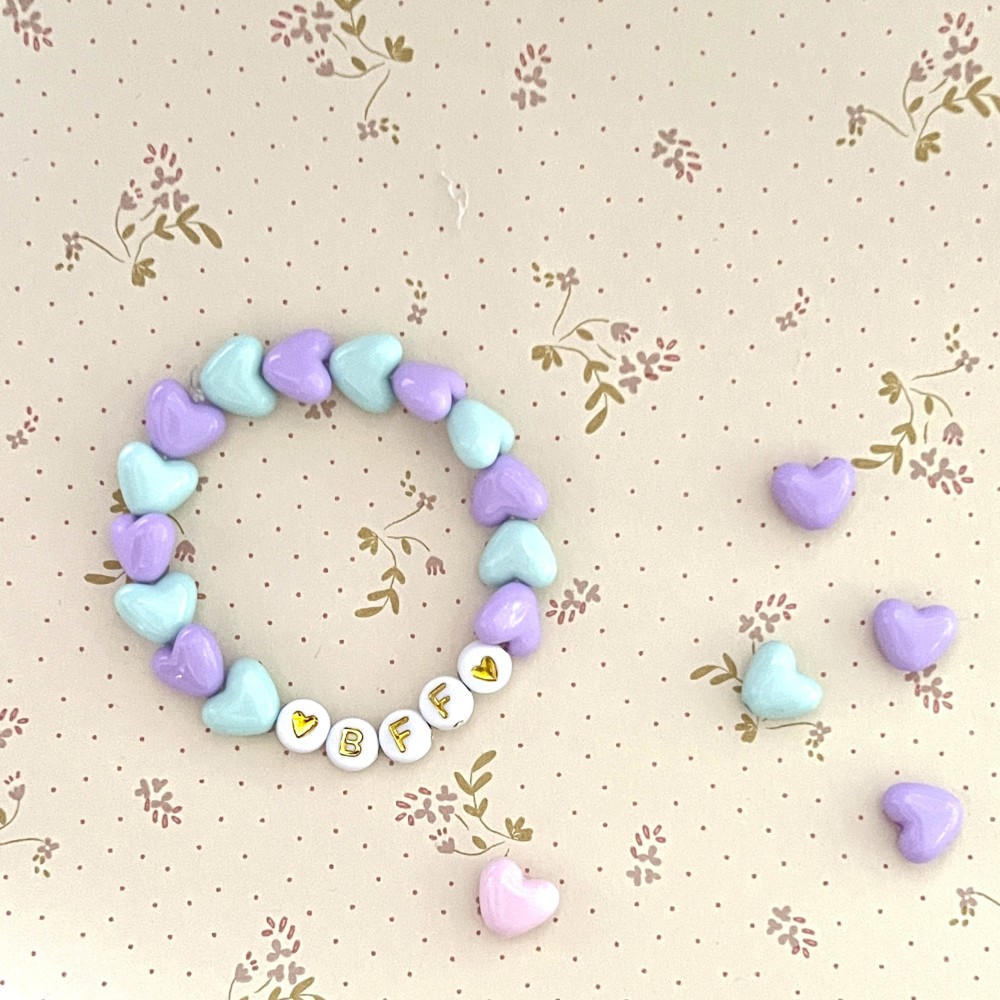 BRACELET ENFANT - COEURS MAUVES & TURQUOISE (message personnalisable)